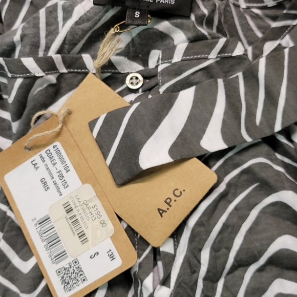 A.P.C. Long Sleeve Animal Print Fitted Dre… - Picture 10 of 11